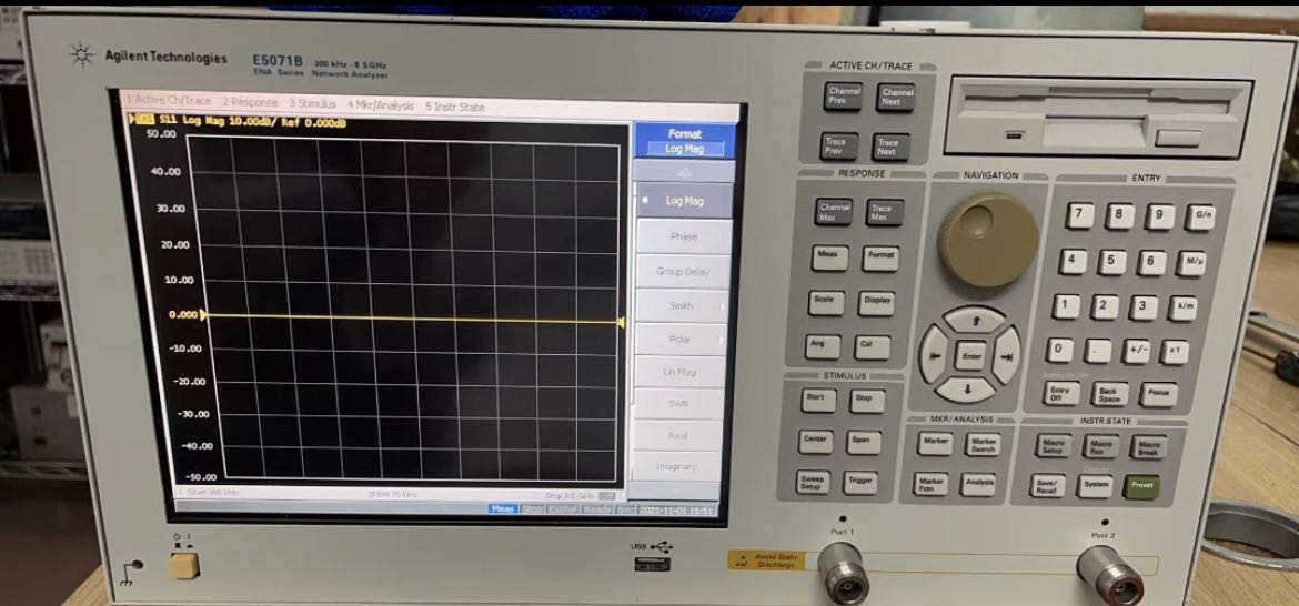 61f4dd5c64dae.jpg E5071B 實圖.jpg