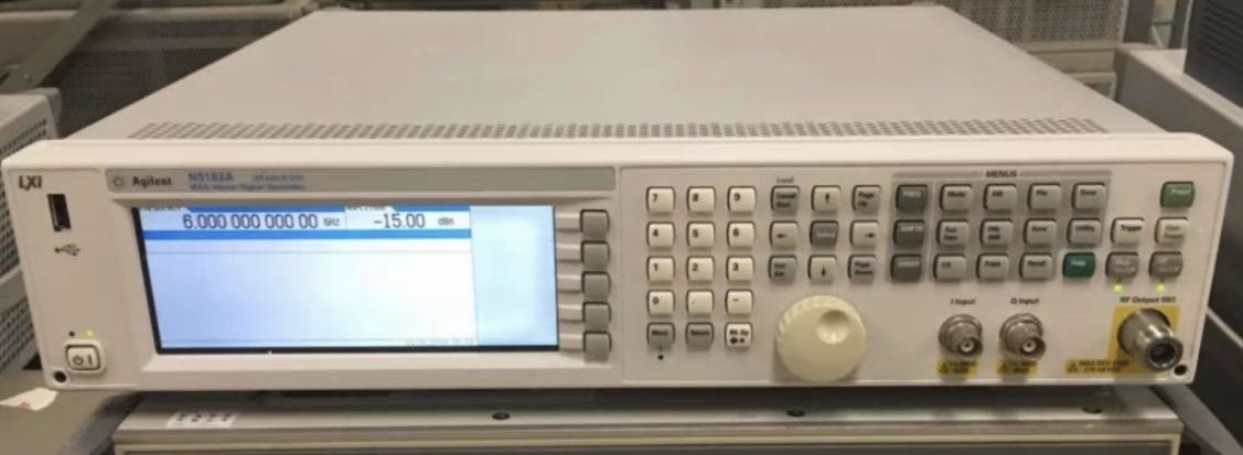 622964d0de75b.jpg 信號(hào)源N5182A.jpg